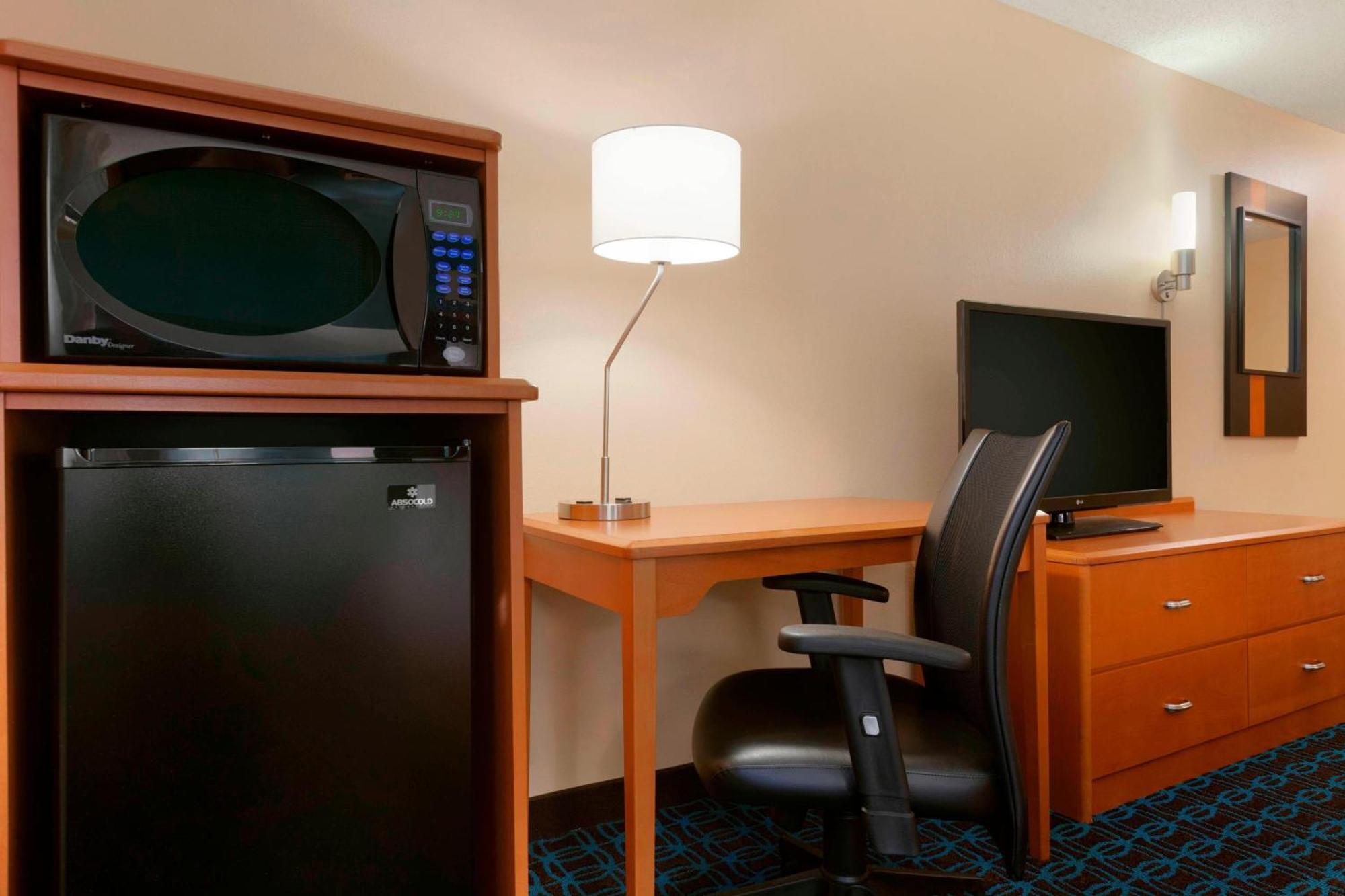Fairfield Inn & Suites Лонгвью Экстерьер фото