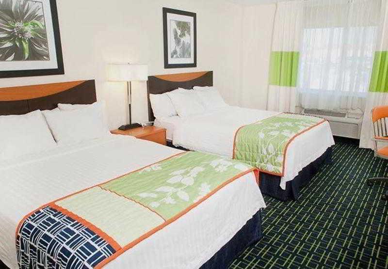 Fairfield Inn & Suites Лонгвью Экстерьер фото